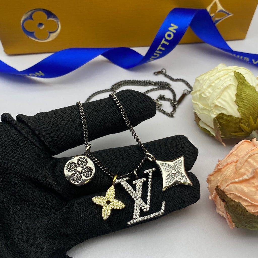 18K Louis Vuitton Turquoise Necklace