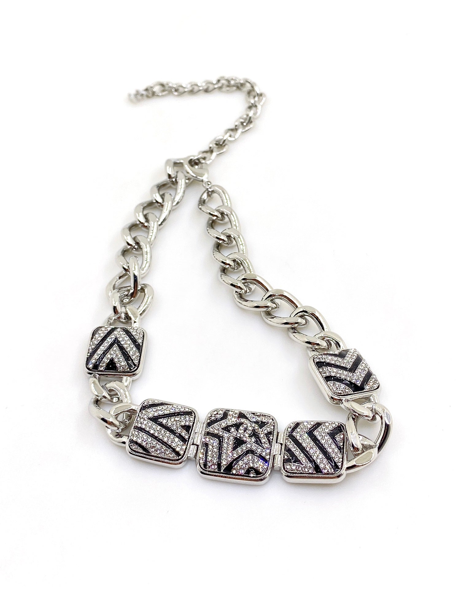 18K  Chanel Star Diamonds Necklace