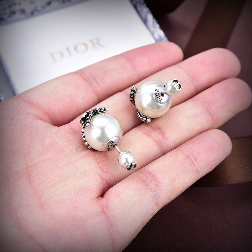 18K Dior Tribales Butterfly Earrings