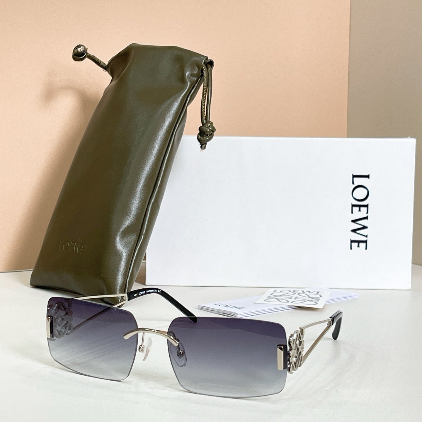 LOEWE Sunglasses-SLW104